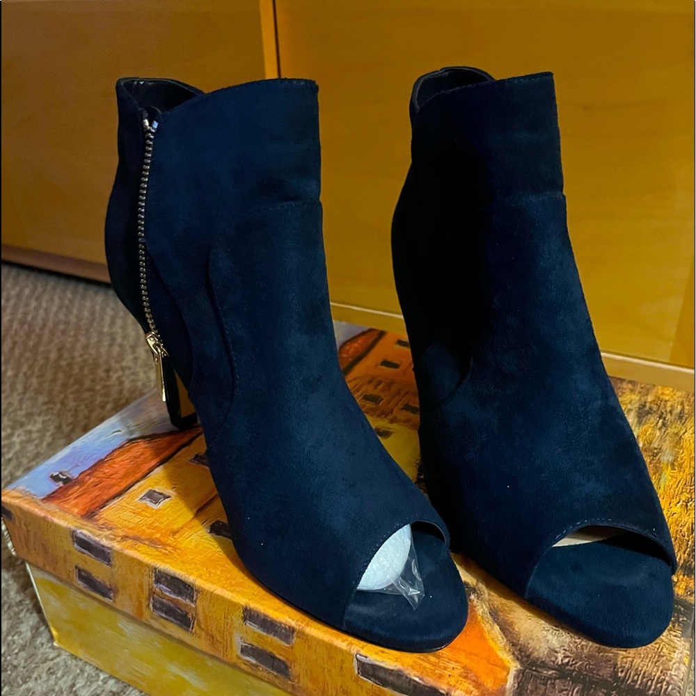 Navy blue suede boots🔥🔥🔥